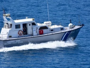 Διάσωση 9 αλλοδαπών από ιστιοφόρο στο Σαρωνικό